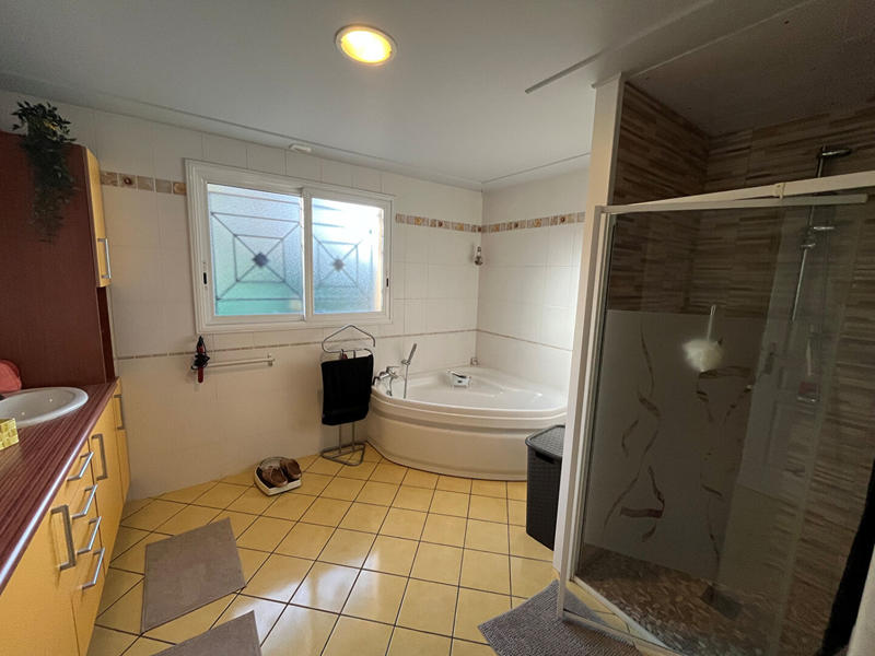 Maison - 148 m² - 5 pièces