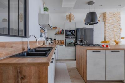 Duplex - 101 m² - 4 pièces