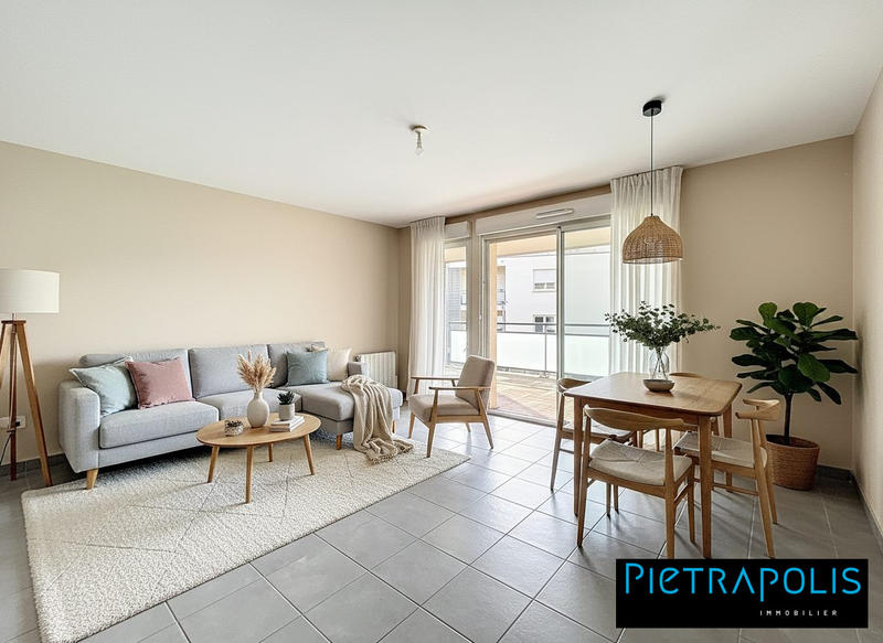 Appartement - 81 m² - 4 pièces