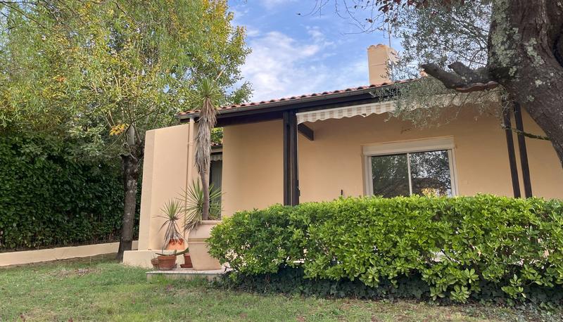 Maison - 185 m² - 8 pièces