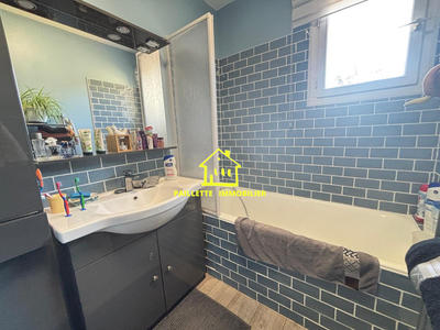 Maison traditionnelle - 111 m² - 5 pièces