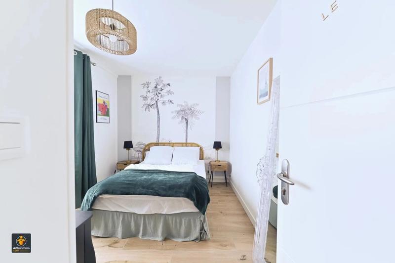 Maison - 134 m² - 9 pièces