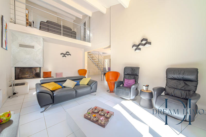 Maison - 142 m² - 5 pièces