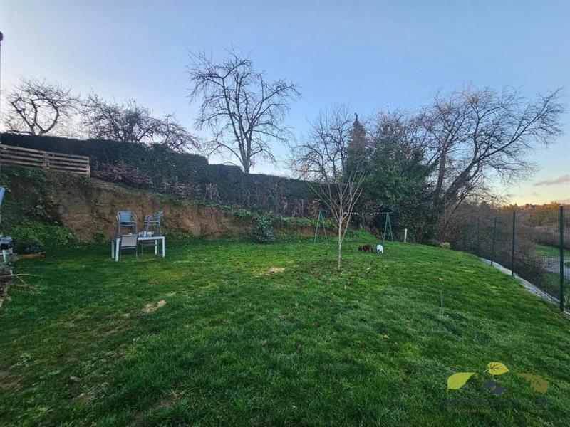 Maison - 180 m² - 7 pièces