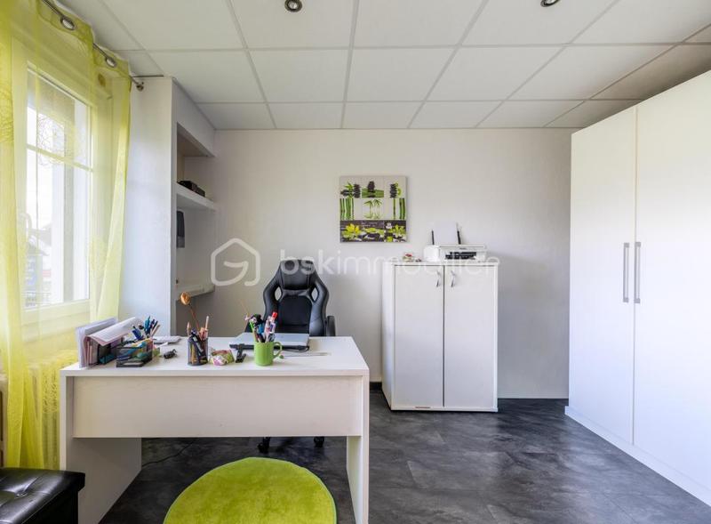 Maison - 200 m² - 7 pièces