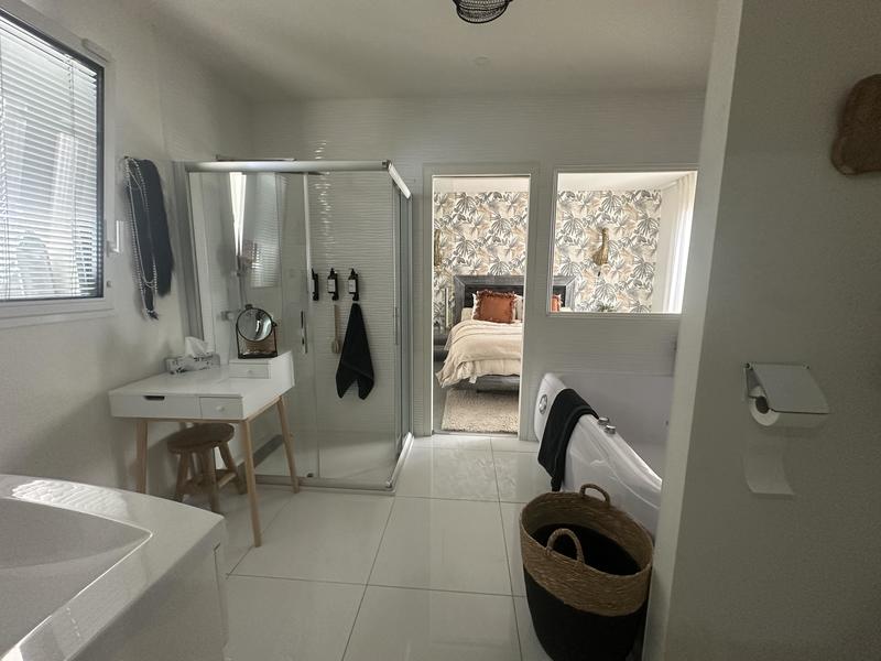 Propriété - 206 m² - 7 pièces