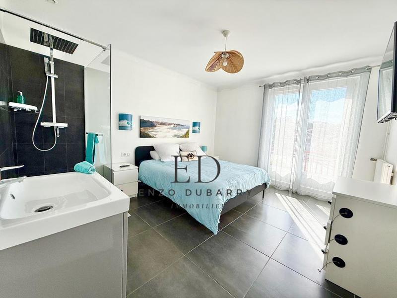 Appartement - 80 m² - 3 pièces