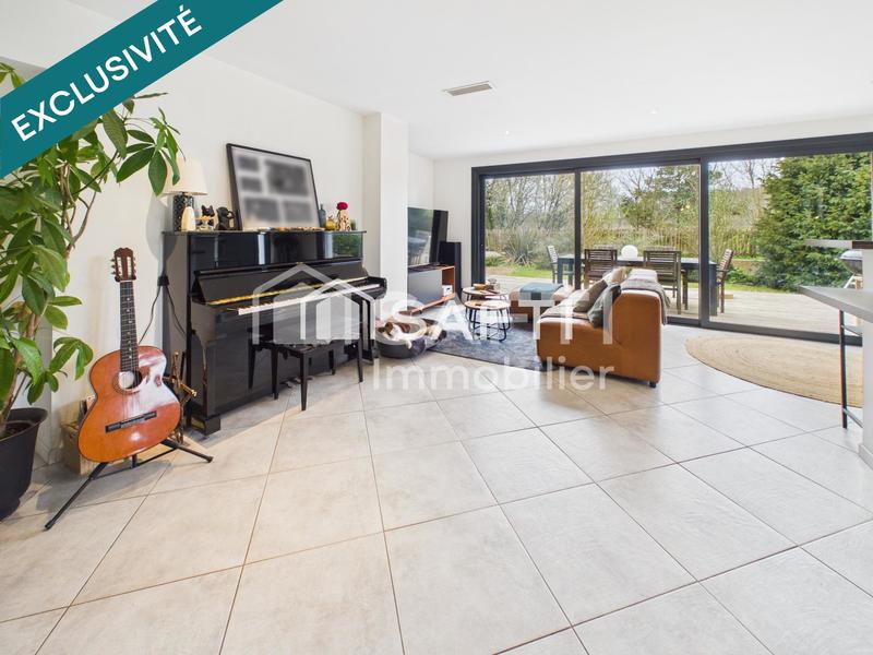 Maison - 140 m² - 6 pièces