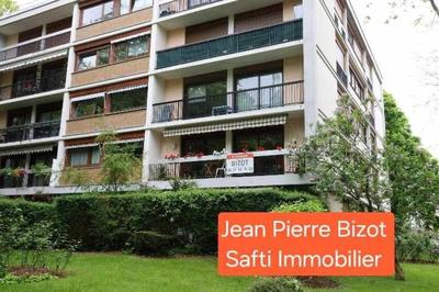 Appartement - 84 m² - 4 pièces