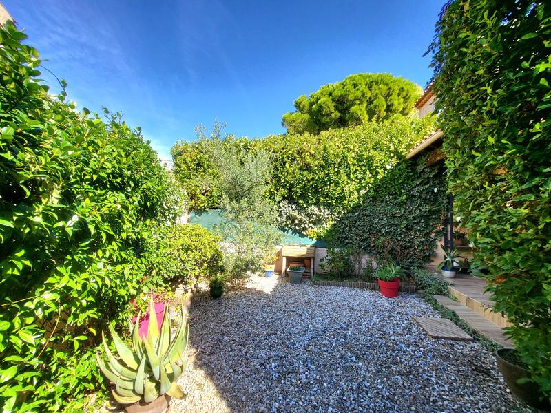 Maison jumelée - 112 m² - 5 pièces