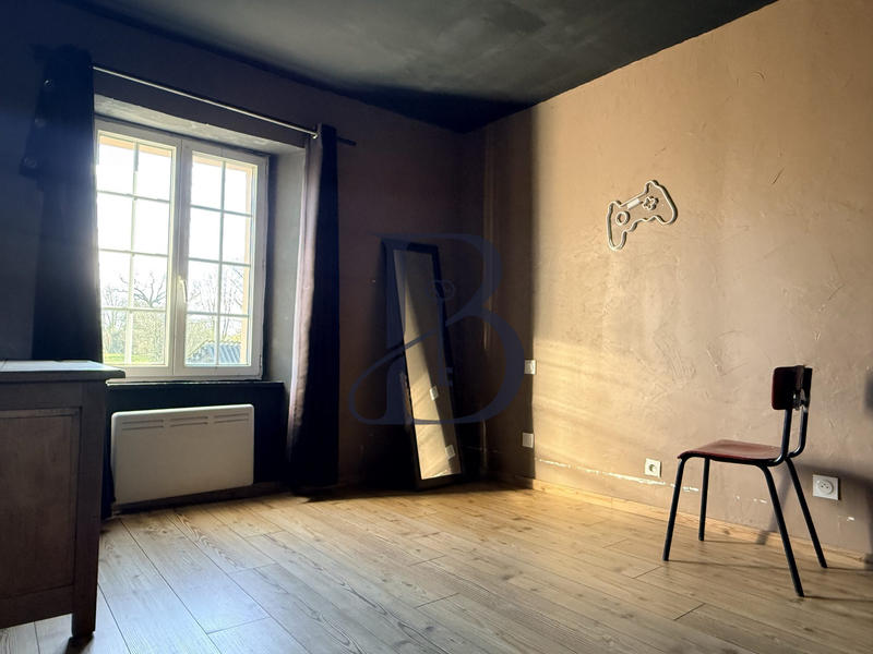 Maison - 196 m² - 8 pièces