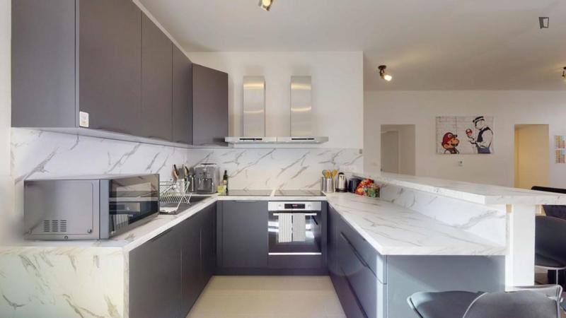 Chambre - 22 m² - 13 pièces