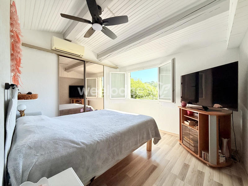 Villa - 155 m² - 8 pièces