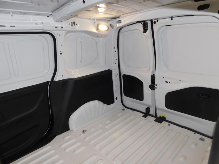 Peugeot Partner m 650kg Bluehdi 100ch s&amp;S