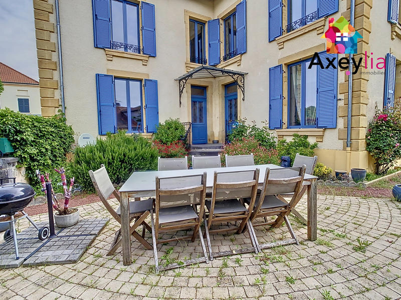 Maison - 157 m² - 6 pièces