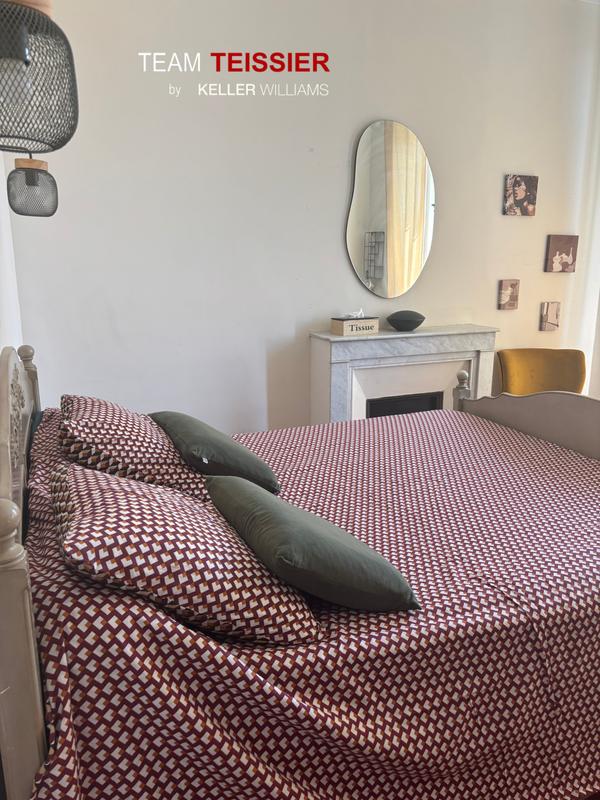 Maison - 210 m² - 8 pièces