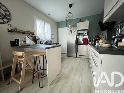 Maison - 102 m² - 5 pièces