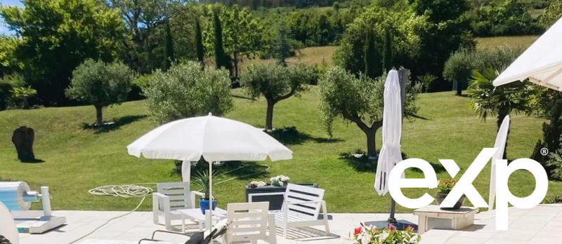 Maison - 288 m² - 11 pièces