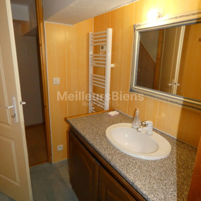 Appartement - 81 m² - 5 pièces