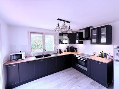 Maison - 117 m² - 5 pièces