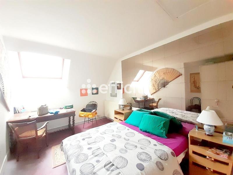 Maison - 319 m² - 10 pièces