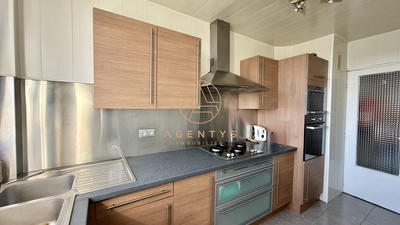 Appartement - 85 m² - 4 pièces