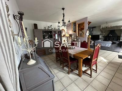 Maison - 167 m² - 8 pièces
