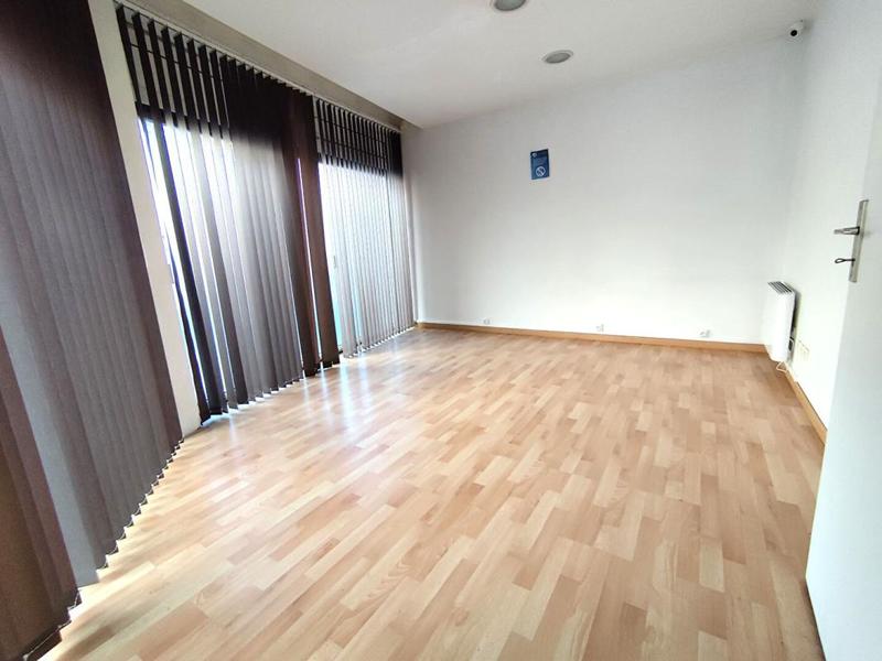 Immeuble - 180 m² - 8 pièces