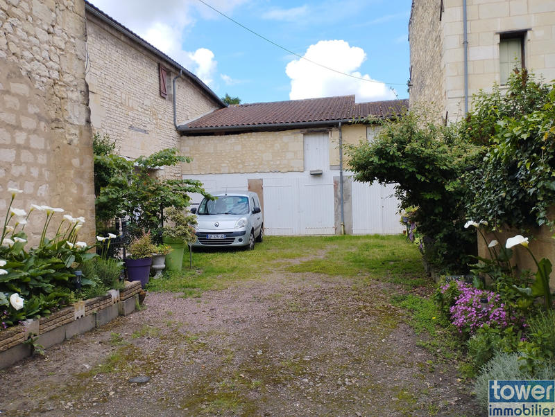 Maison - 309 m² - 12 pièces