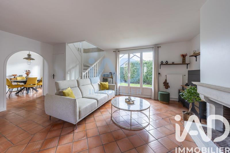 Maison - 104 m² - 6 pièces