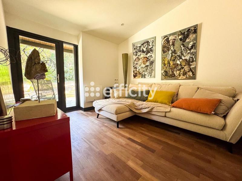 Maison - 155 m² - 5 pièces