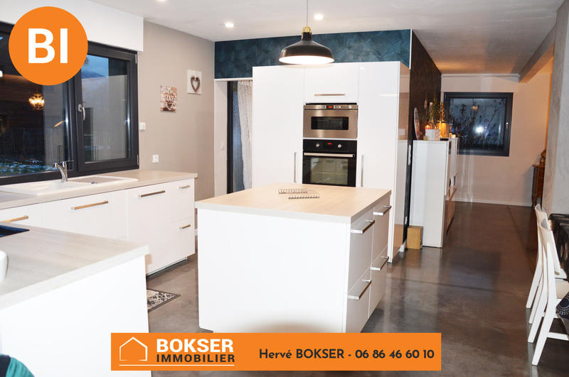 Maison - 186 m² - 6 pièces