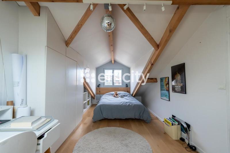 Maison - 175 m² - 7 pièces