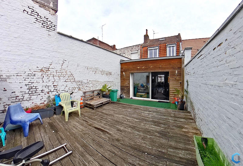 Maison - 90 m² - 4 pièces