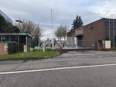 Entrepôt - 3 100 m²