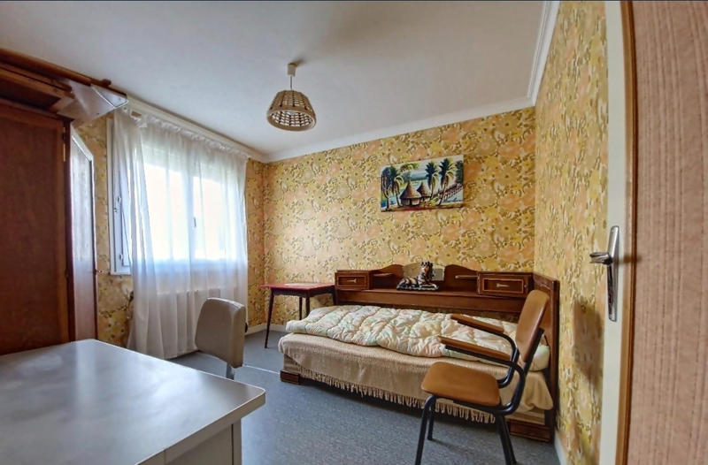 Maison - 101 m² - 7 pièces