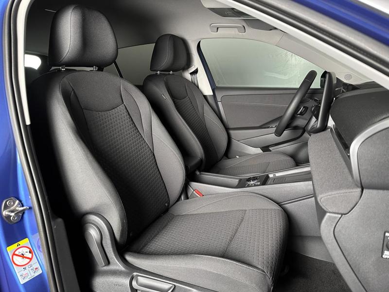 Volkswagen t-Roc Nouveau Life 1.5 E-Tsi 150ch Garantie 2031 Sieges Chauff Carplay Camera Keyless Dsg