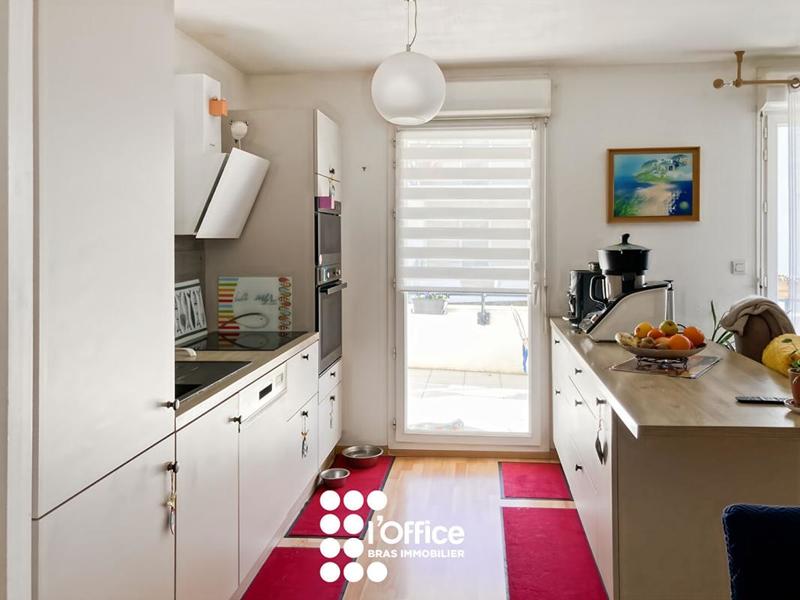 Appartement - 61 m² - 3 pièces