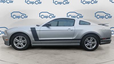 Ford Mustang Coupe 3.7 V6 305 Fastback