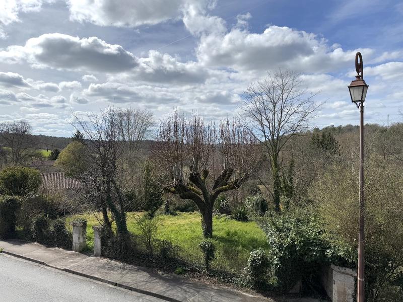 Maison - 226 m² - 7 pièces