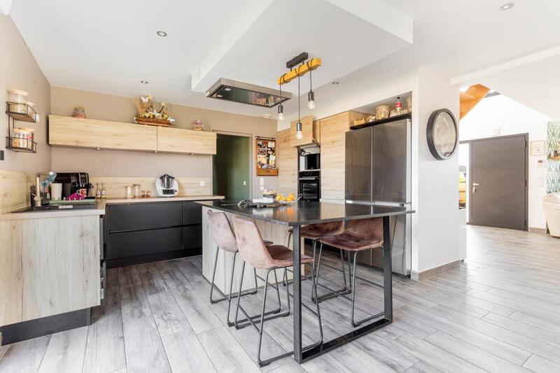 Pavillon - 152 m² - 5 pièces