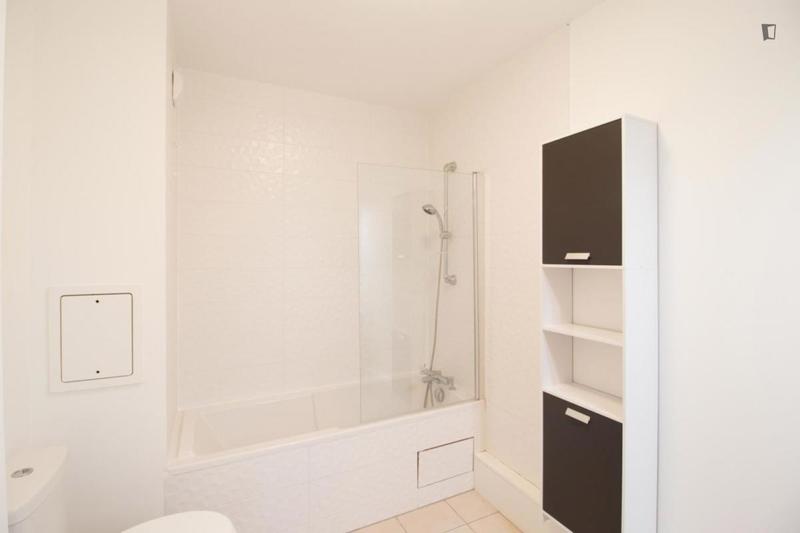 Chambre - 14 m² - 4 pièces