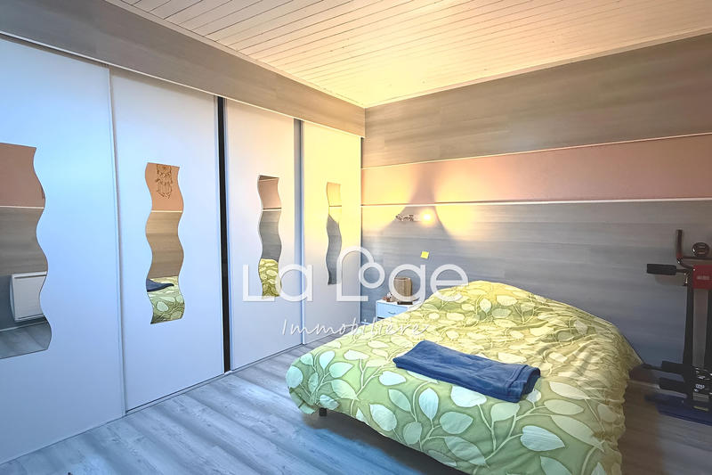 Appartement - 94 m² - 4 pièces