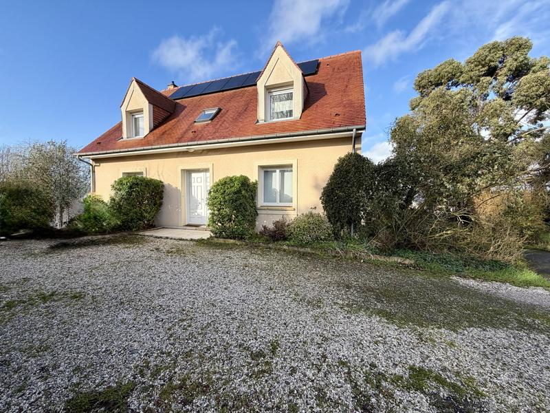 Maison - 137 m² - 7 pièces