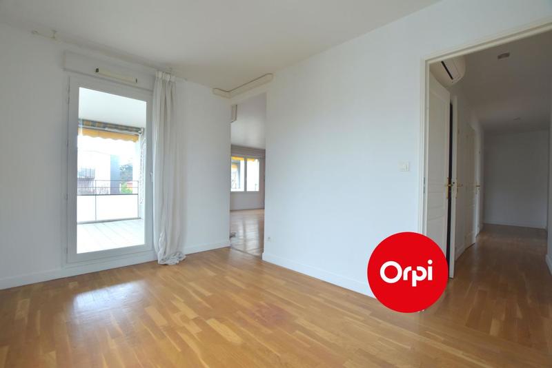 Appartement - 120 m² - 4 pièces