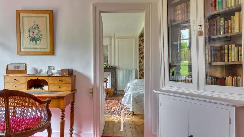 Château - 450 m² - 12 pièces