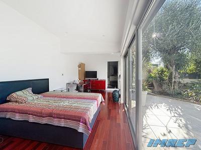 Maison - 188 m² - 5 pièces