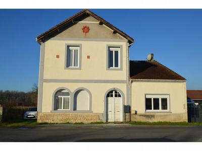 Immeuble - 288 m² - 12 pièces