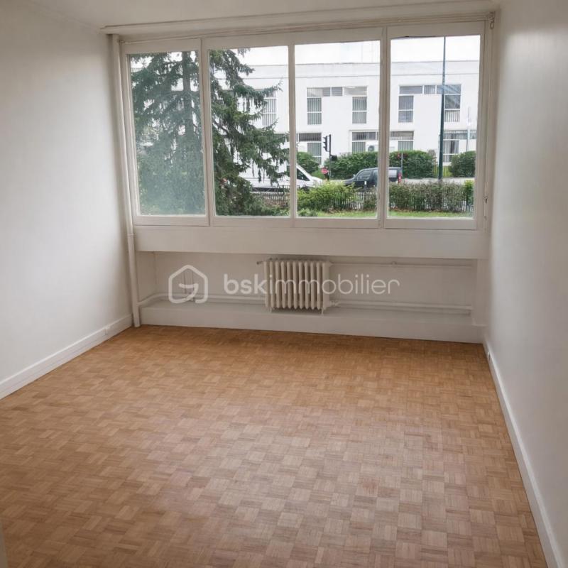 Appartement - 104 m² - 5 pièces