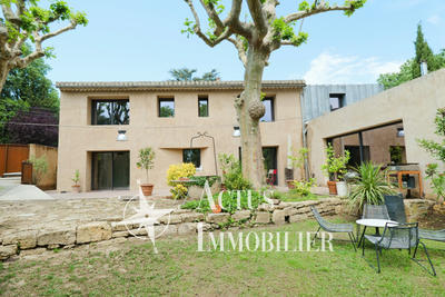 Maison - 182 m² - 6 pièces